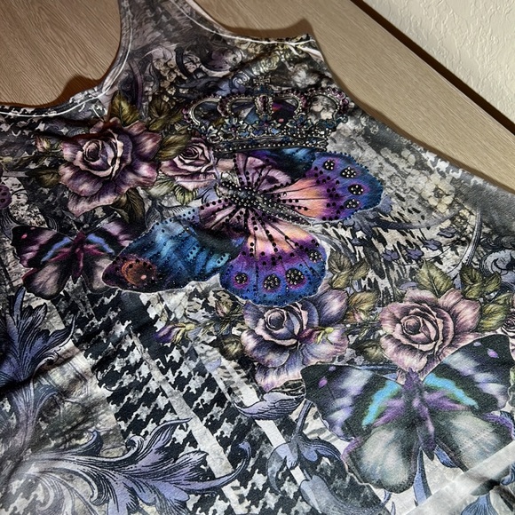 Big Bang | Rose Butterfly Graphic Jeweled Sleeveless Top - Picture 8 of 10